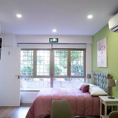 Moncloa Room Apartments-3